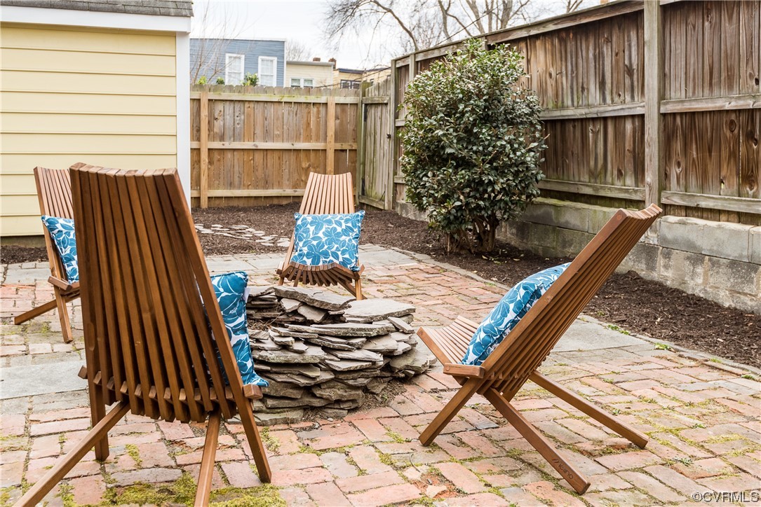 3015 E Marshall Street