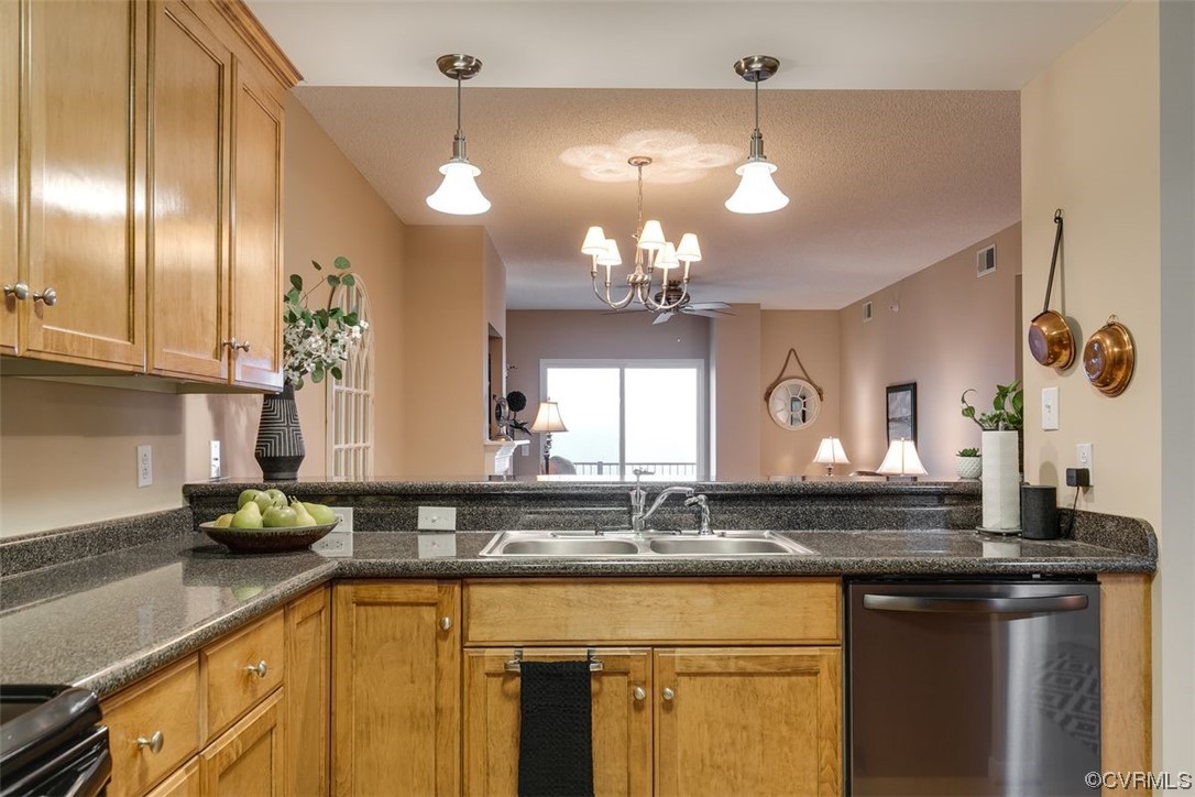 301 Beacon Ridge Drive Unit: 504