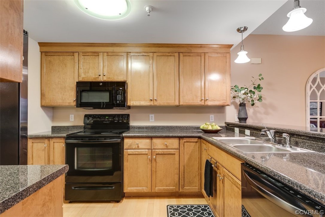 301 Beacon Ridge Drive Unit: 504