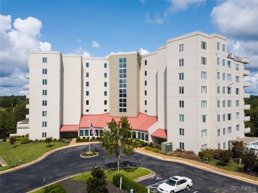 301 Beacon Ridge Drive Unit: 504