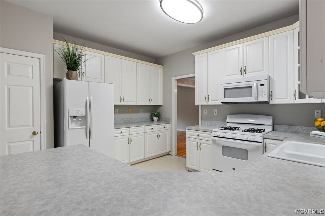 8107 Ainsdale Lane