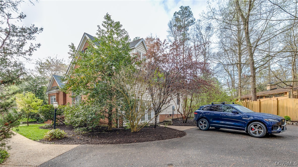 7679 Rockfalls Drive