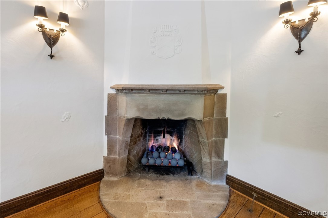 3102 Monument Avenue