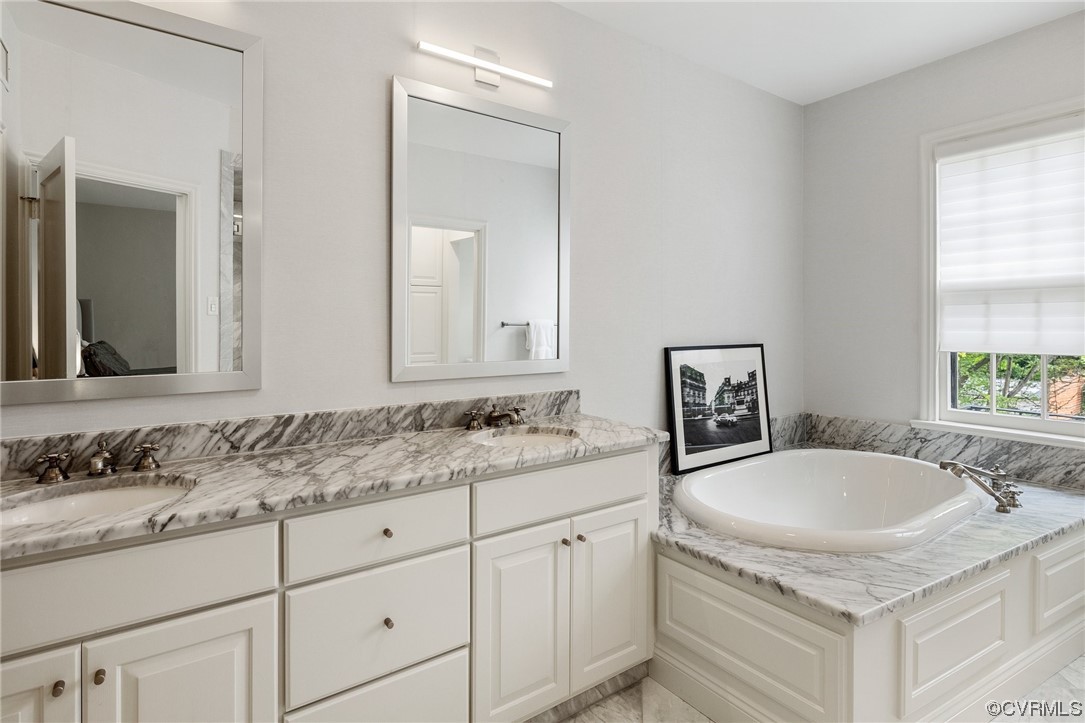 3102 Monument Avenue