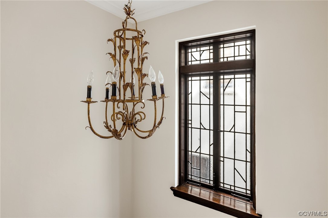 3102 Monument Avenue