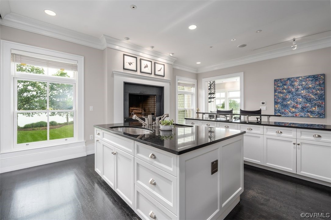 111 Dymer Beach Drive
