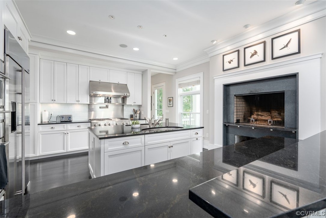 111 Dymer Beach Drive