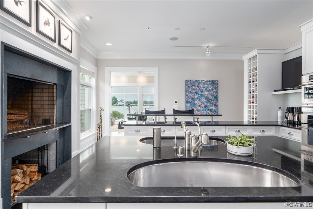 111 Dymer Beach Drive