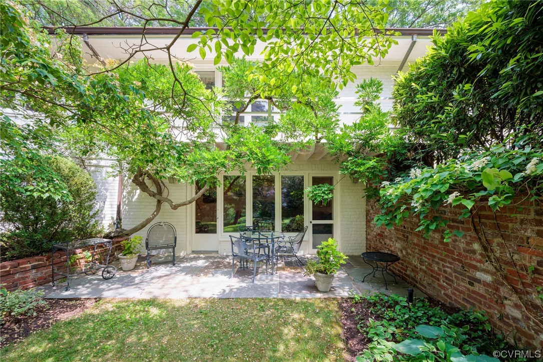 6120 Saint Andrews Lane