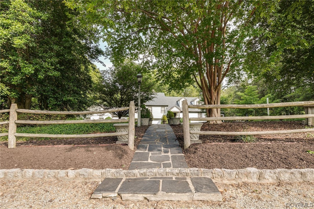 8100 River Road