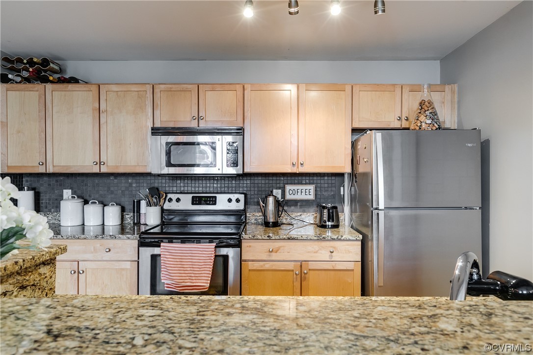 110 W Marshall Street Unit: U28