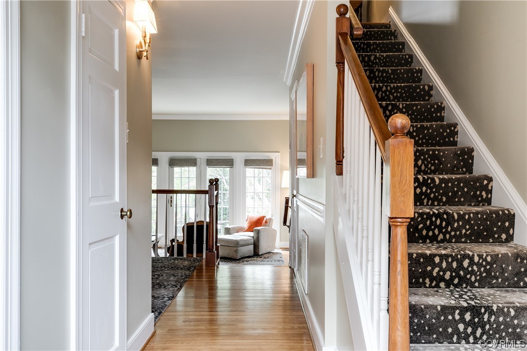 300 N RIDGE Road Unit: 18
