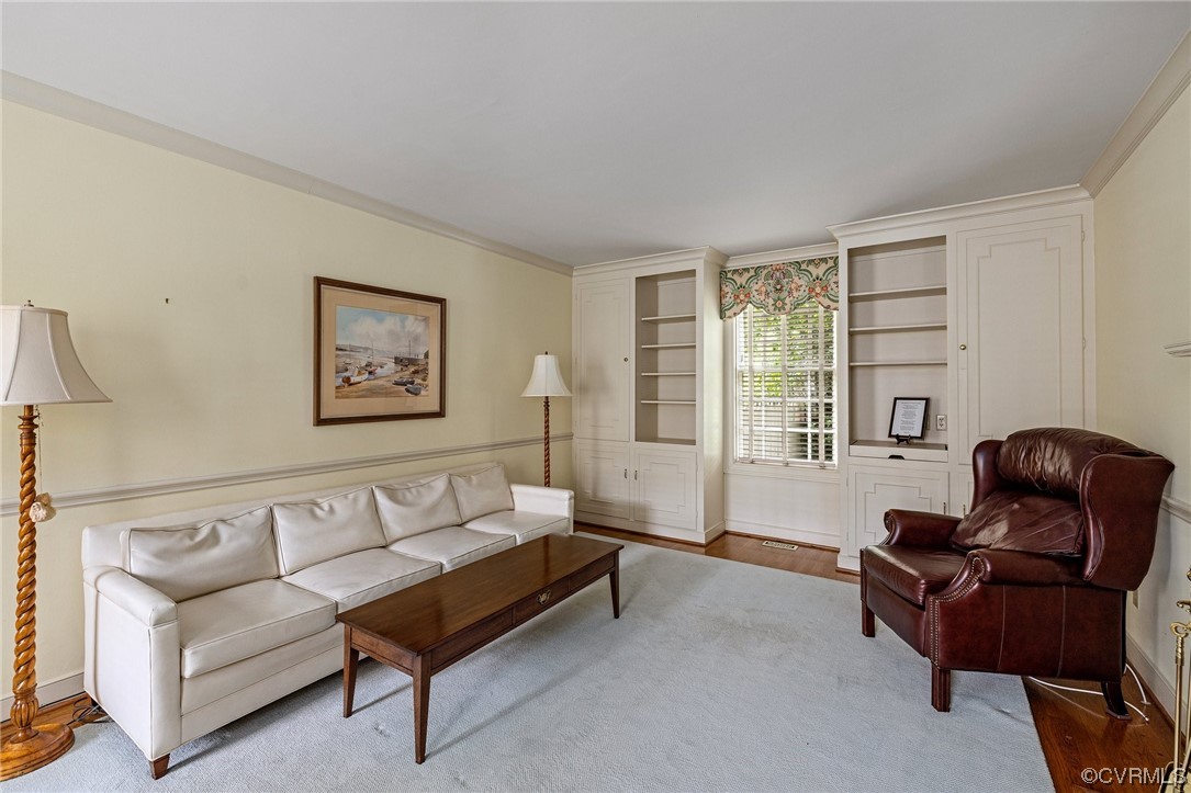 6161 River Road Unit: 9