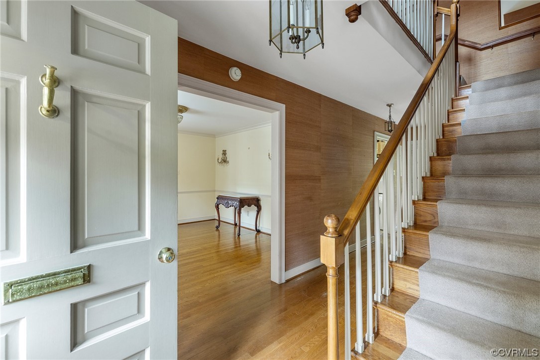 6161 River Road Unit: 9