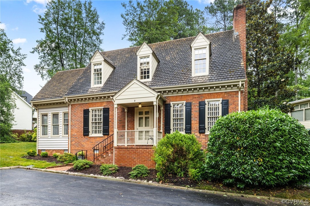 6161 River Road Unit: 9