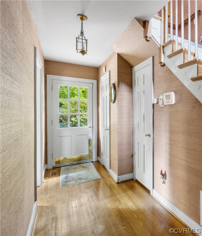 6161 River Road Unit: 9