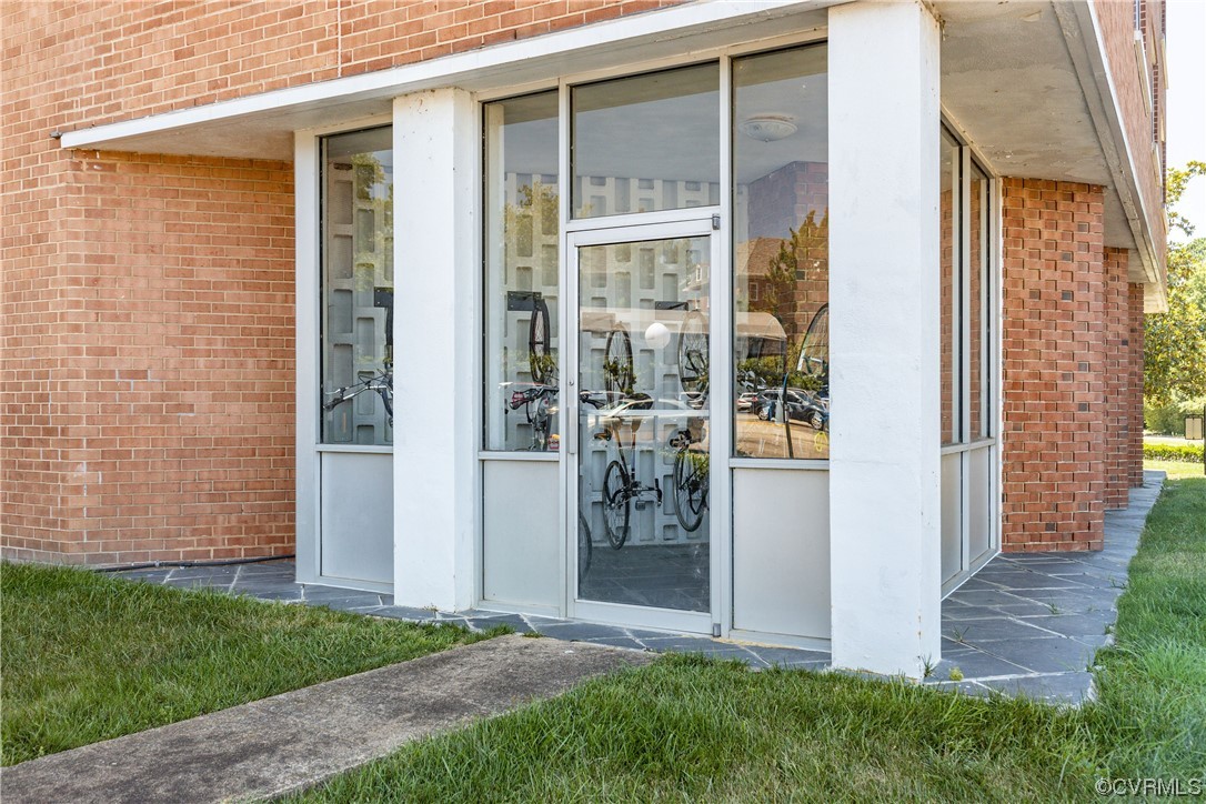5100 Monument Avenue Unit: 508