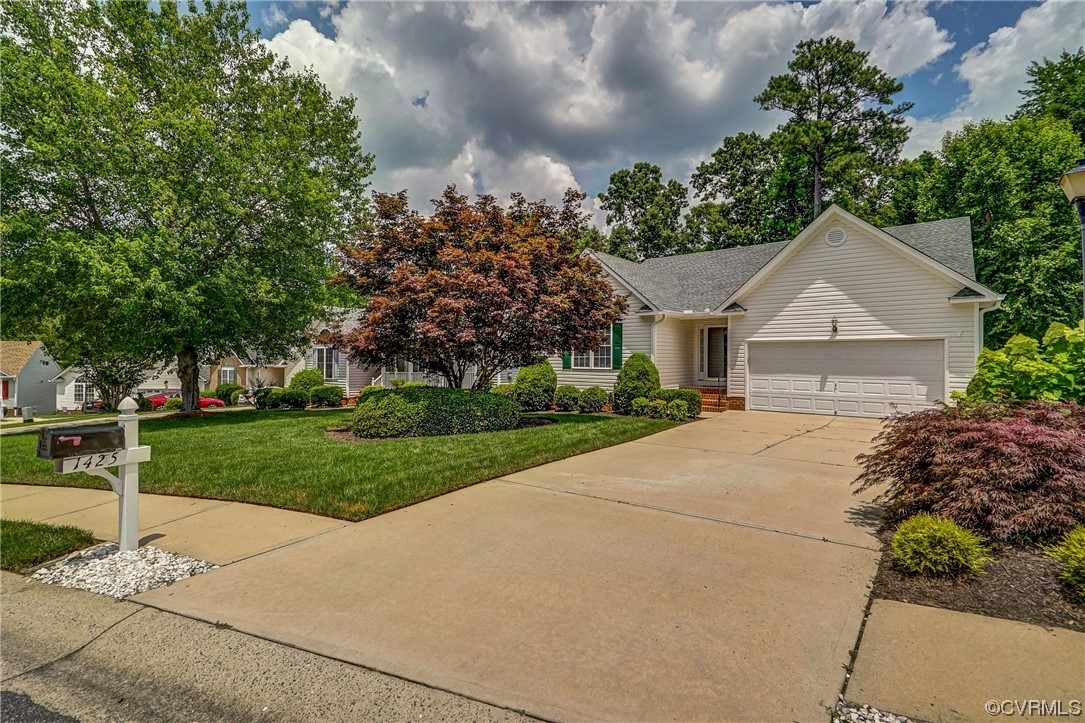 1425 St Thomas Drive