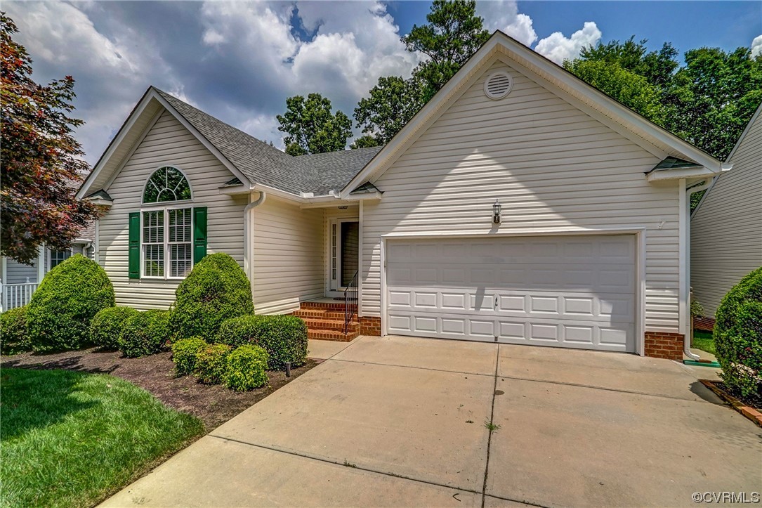 1425 St Thomas Drive