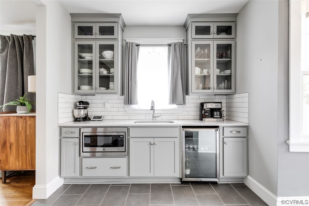 6806 Kensington Avenue