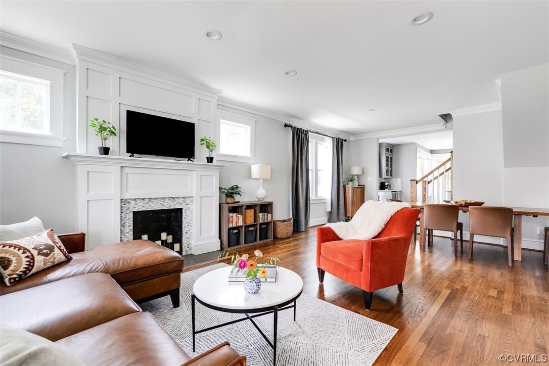 6806 Kensington Avenue