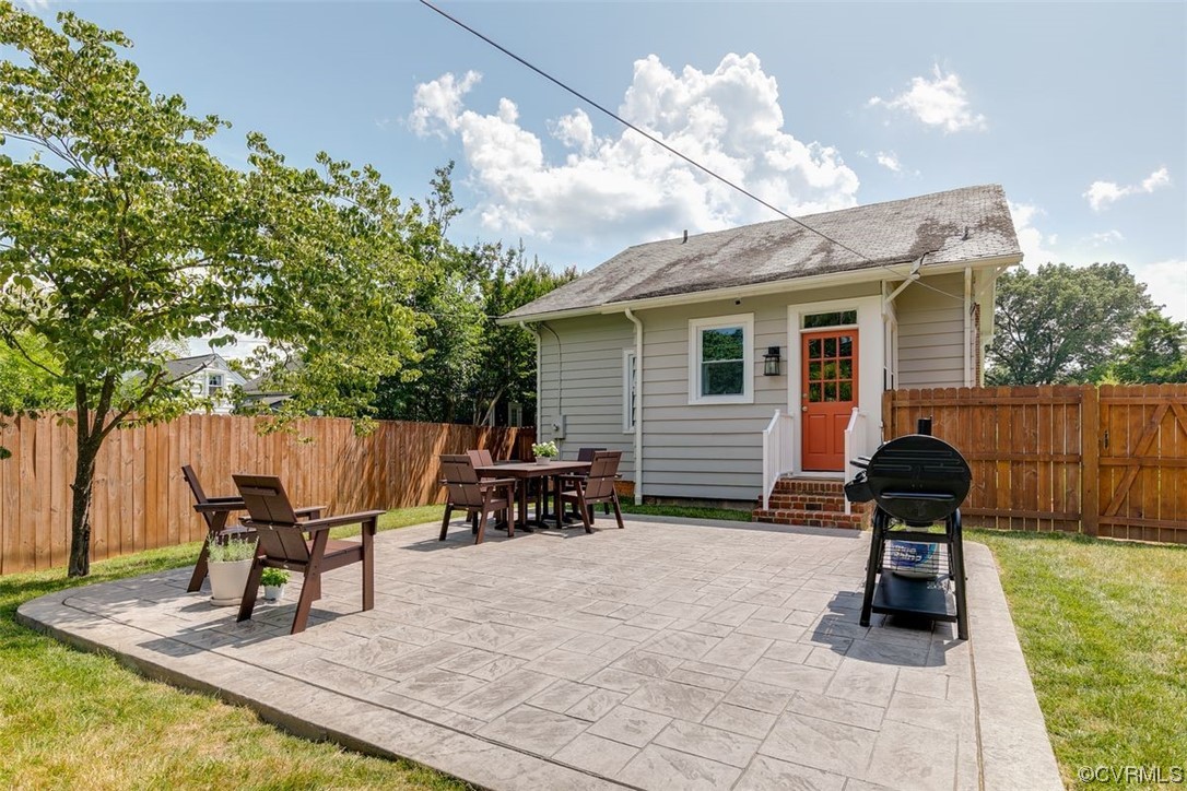 6806 Kensington Avenue