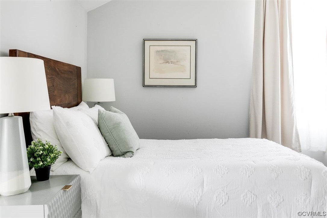 6806 Kensington Avenue