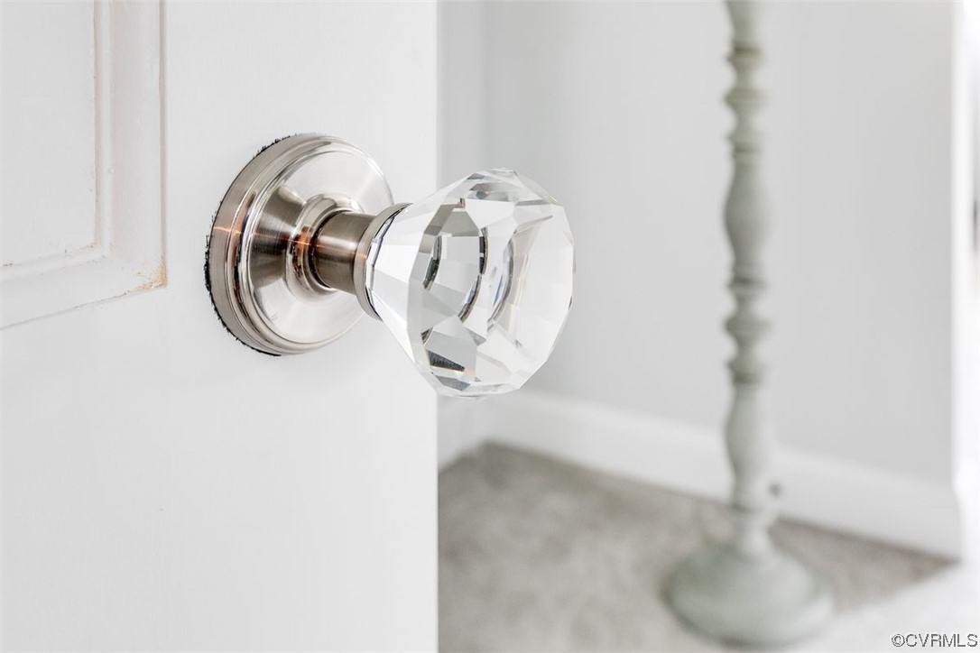 6806 Kensington Avenue