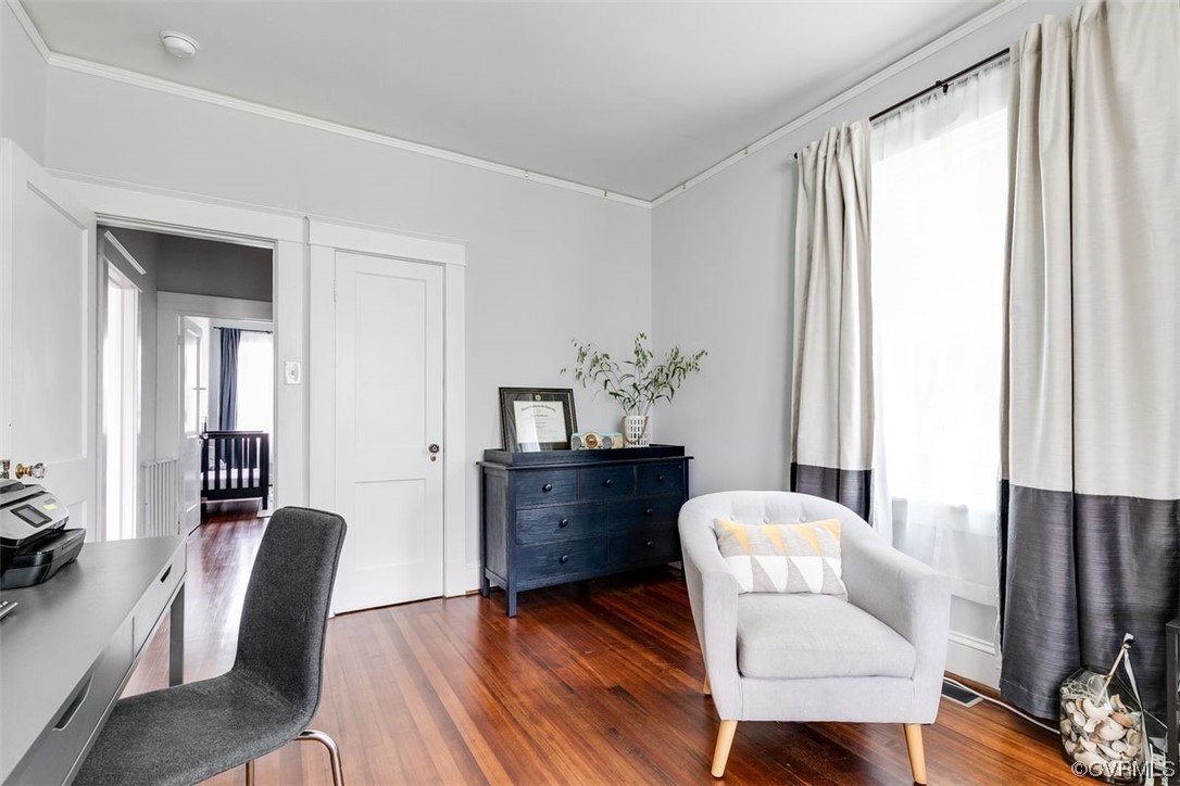 6806 Kensington Avenue