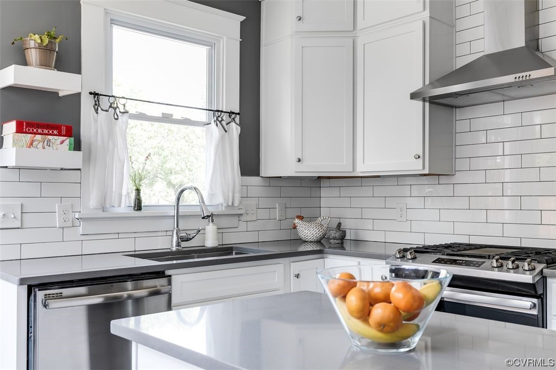 6806 Kensington Avenue