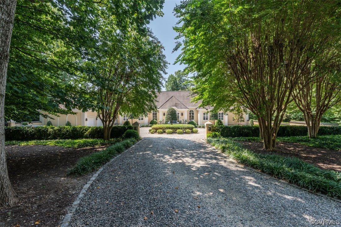 12709 Kelsey Pointe Court