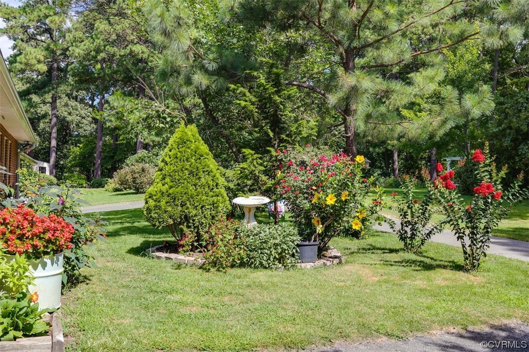 5252 Gravelbrook Drive