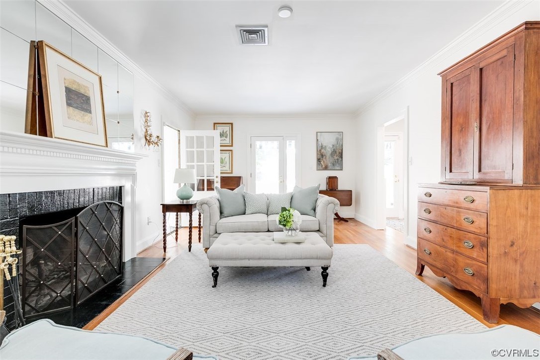 2 Canterbury Road