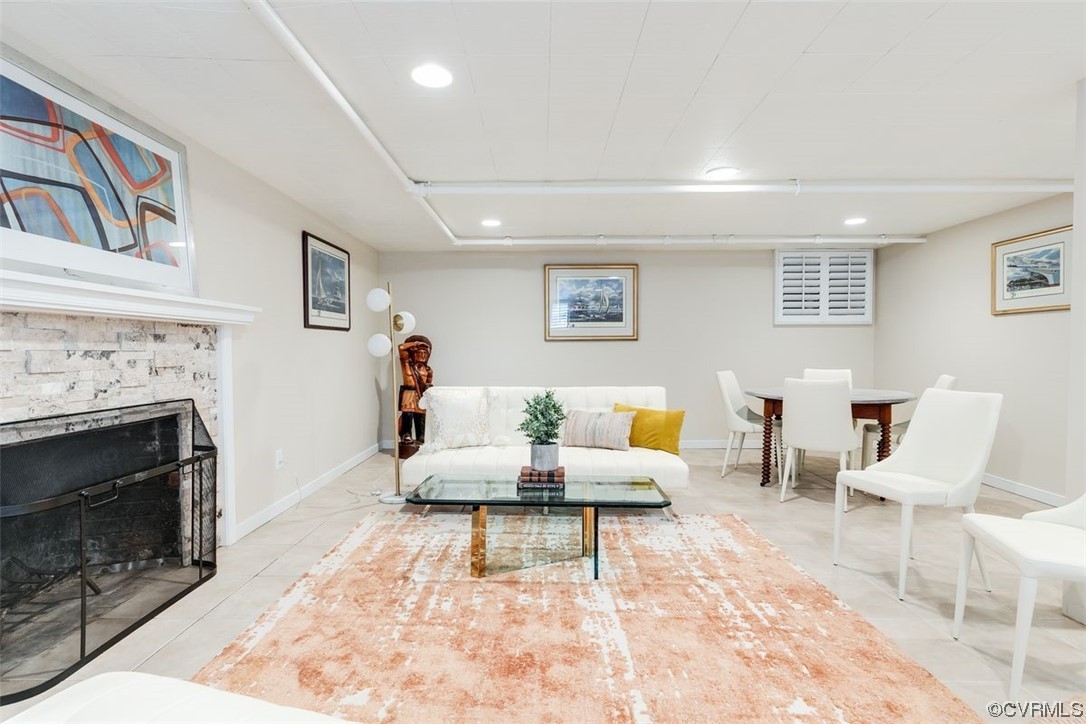 2 Canterbury Road