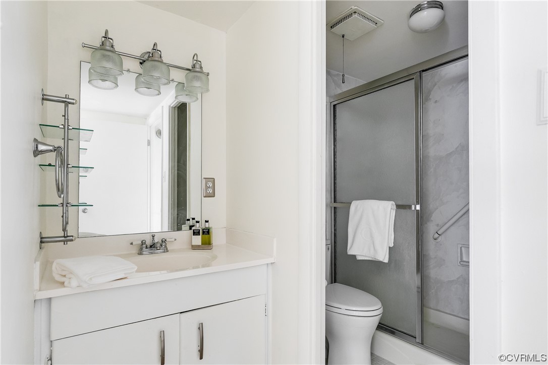 1509 Regency Woods Road Unit: 103