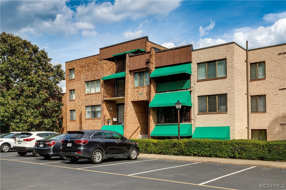 1509 Regency Woods Road Unit: 103
