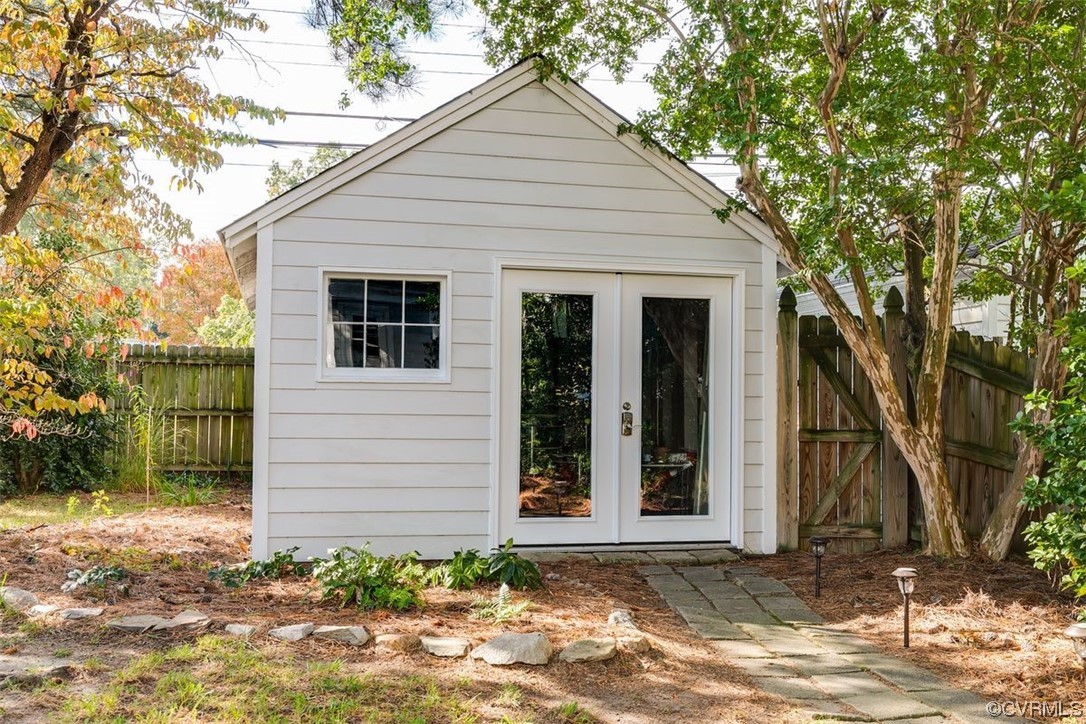 4702 Devonshire Road
