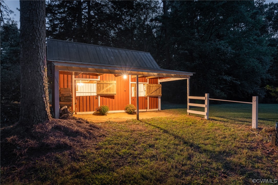 1720 Old Orchard Lane