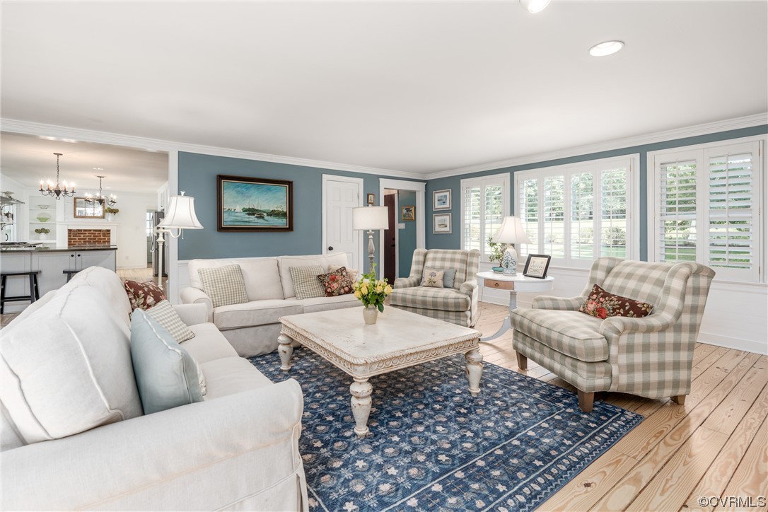 1720 Old Orchard Lane