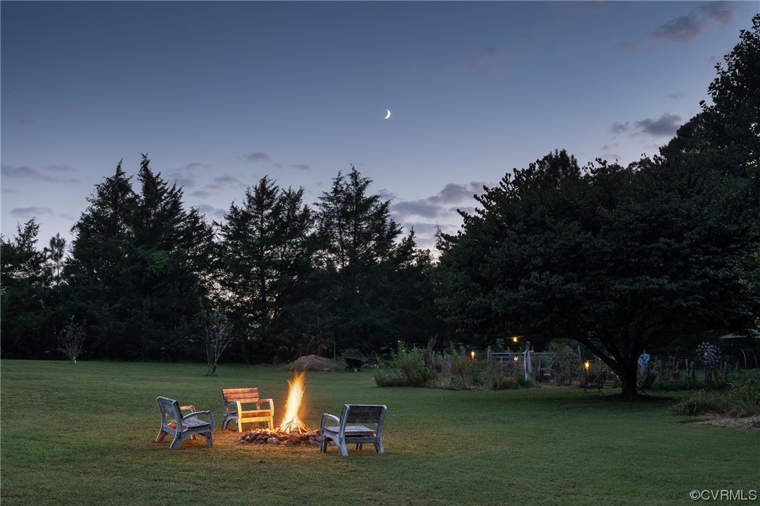 1720 Old Orchard Lane