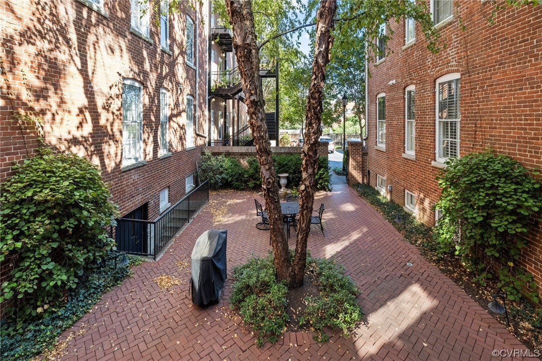 2620 Stuart Avenue Unit: UB01