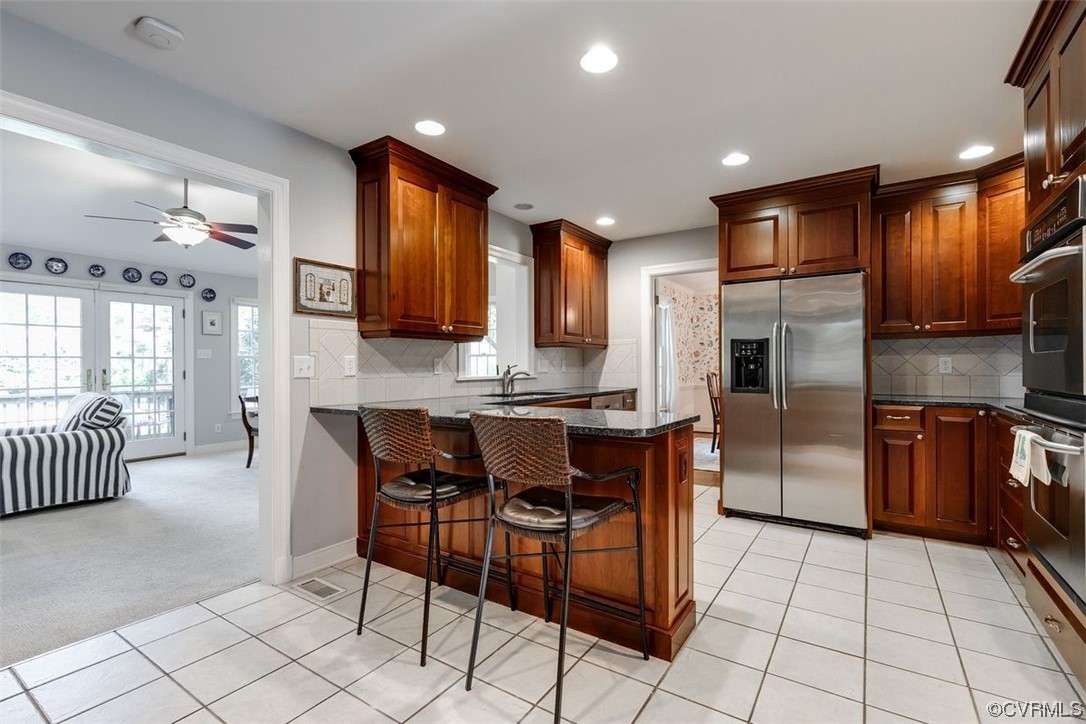 802 Lindsay Court