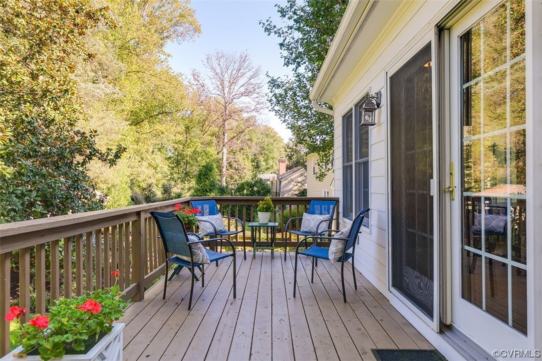802 Lindsay Court