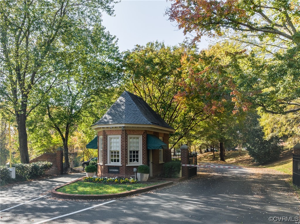 2 Mary View Drive