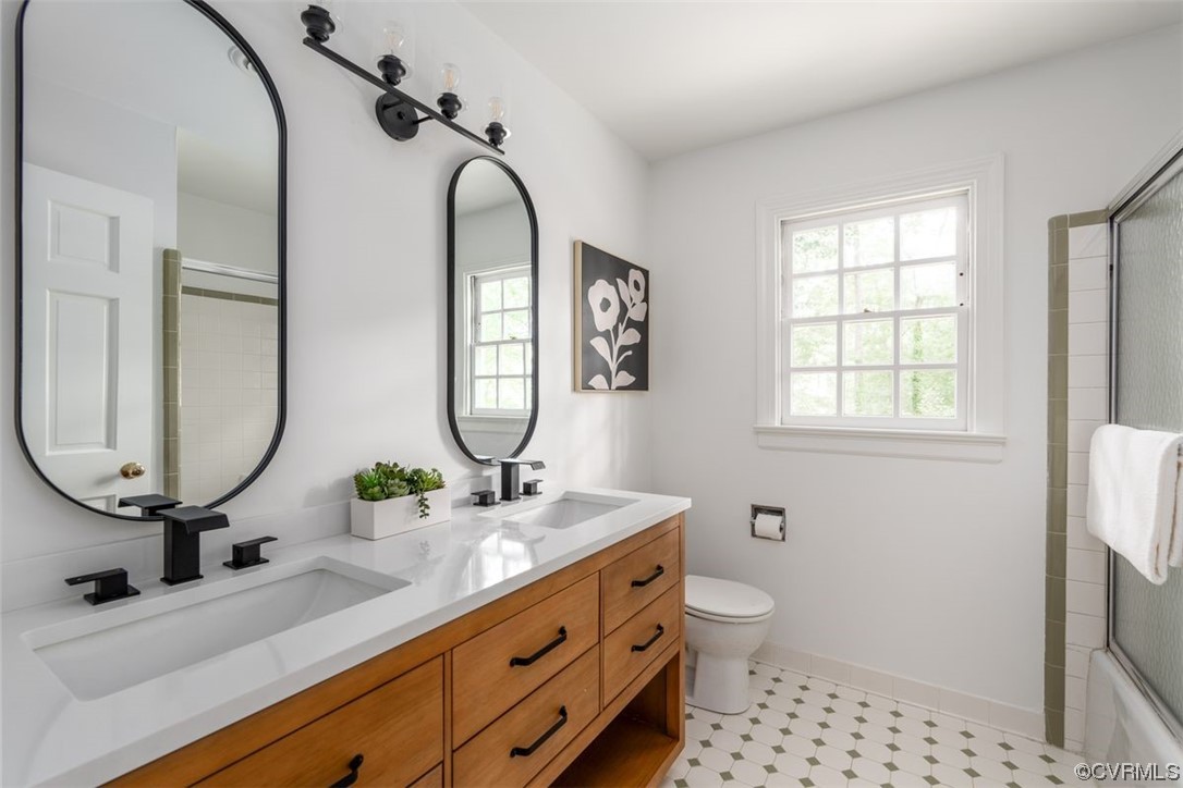 100 N Mooreland Road