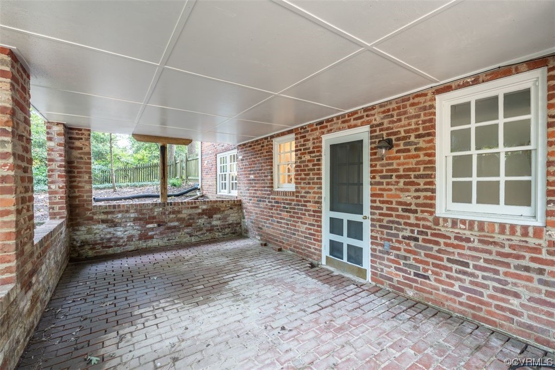 100 N Mooreland Road