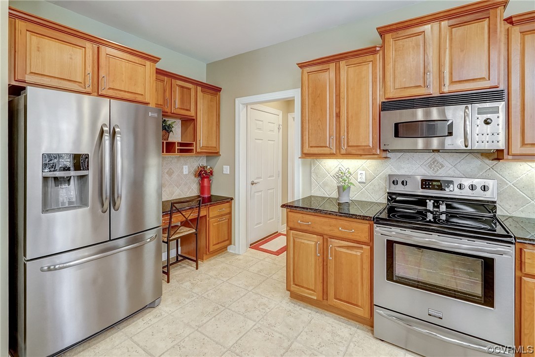 10607 Macandrew Lane
