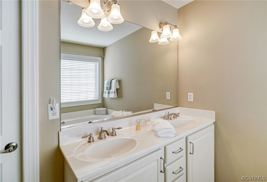 10607 Macandrew Lane