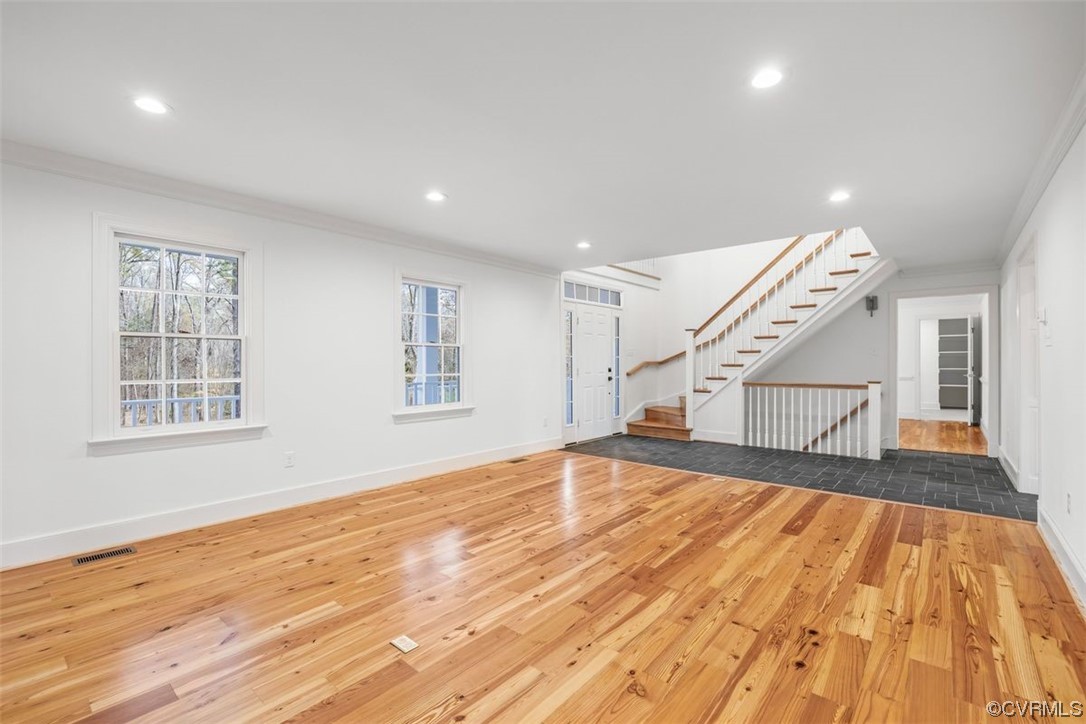 4 Lorraine Station Road