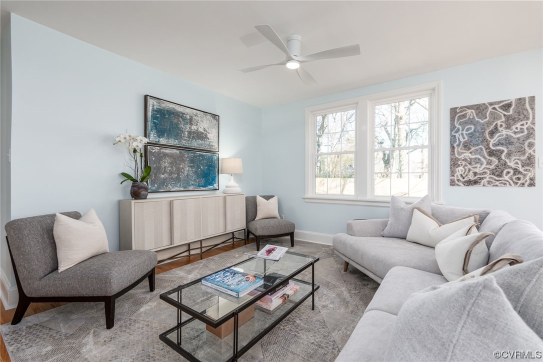 5812 Christopher Lane